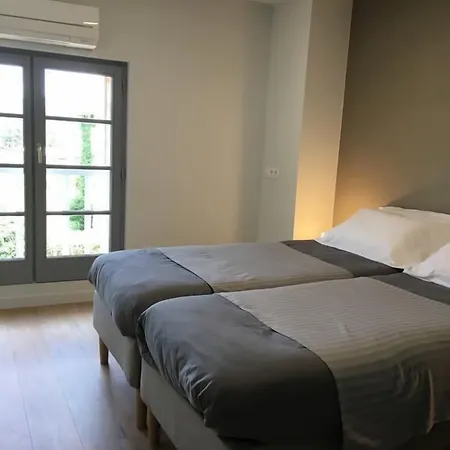 La Esponda 3*