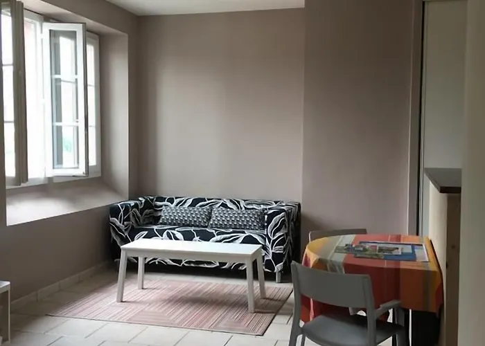 La Esponda Guest house 3*